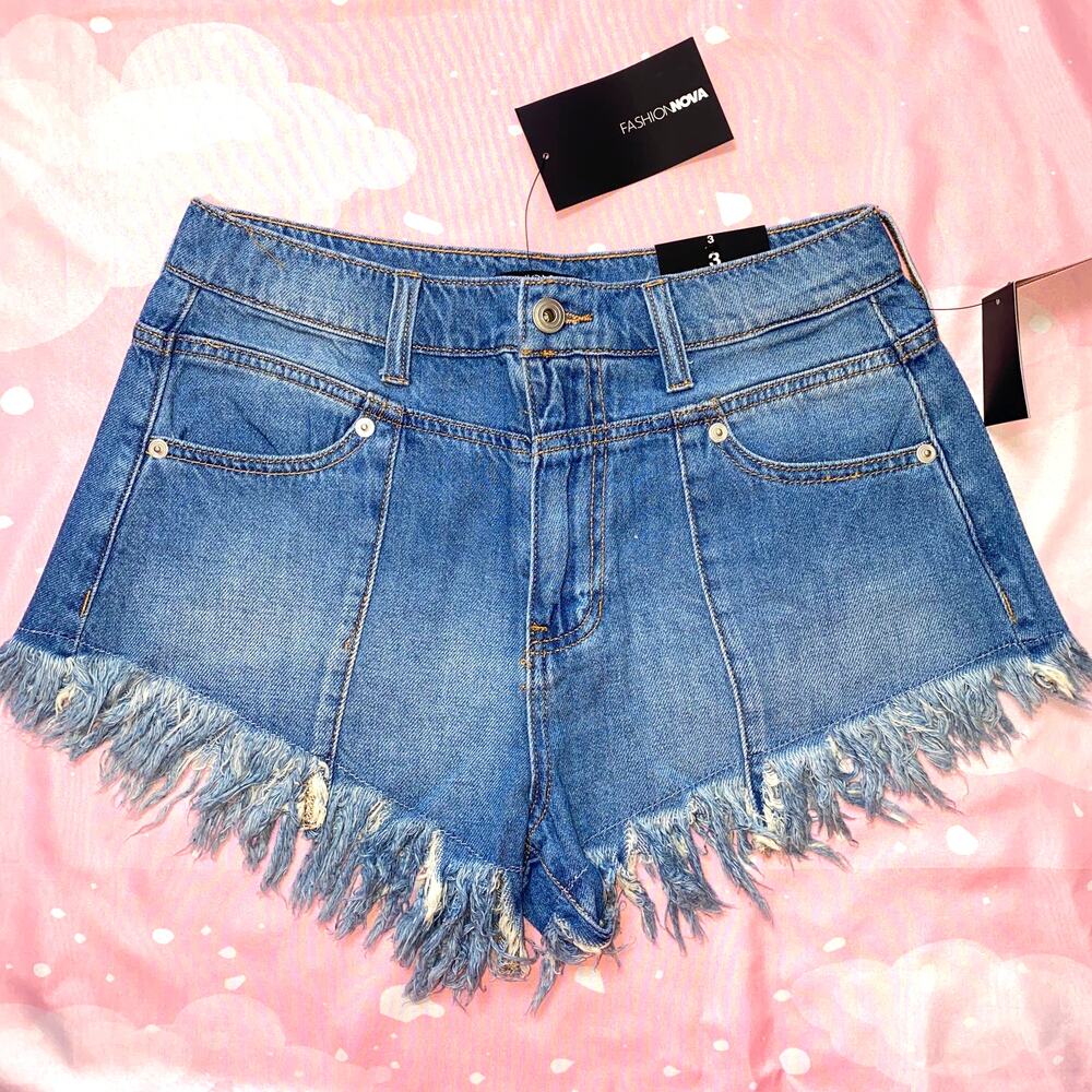 New Fashion Nova 3 Fray Hem Denim Shorts Light Blue Wash Fringe Yoke Jean
